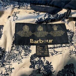 Barbour quilted - horse print liner - light fall jacket size 6